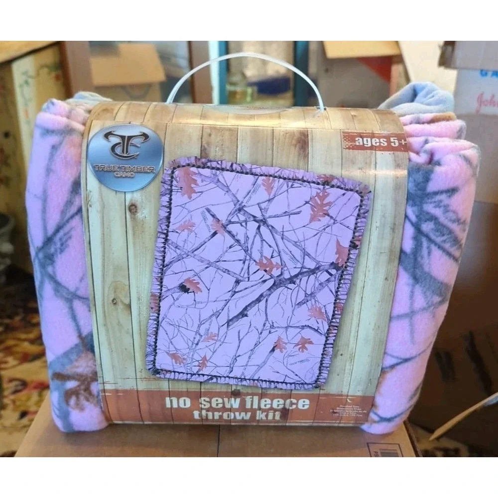 New No Sew Throw DIY Blanket Kit Fleece Finish‎ 43